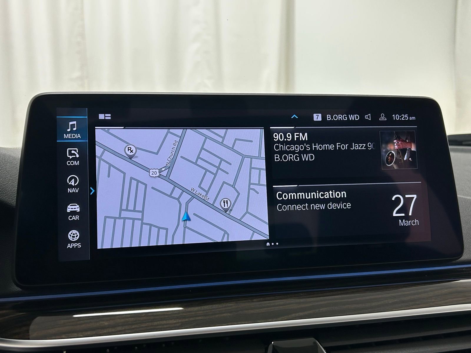 Used 2023 BMW 530e xDrive w/ Executive Package image 18