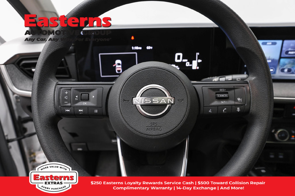 Used 2025 Nissan Kicks SV w/ SV Premium Package AWD/4WD image 11