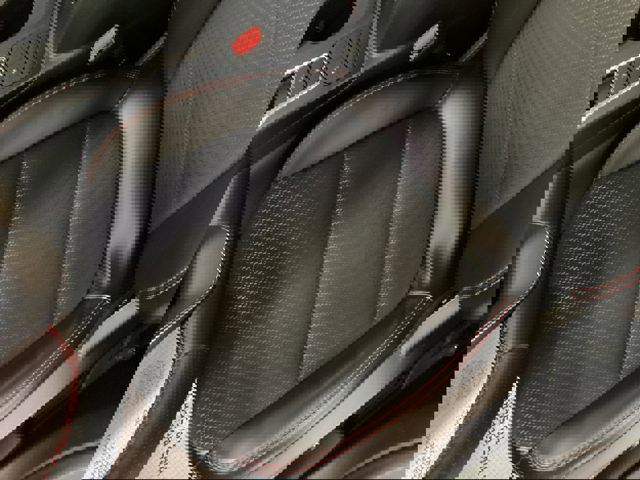 Used 2025 Ford Escape ST-Line Elite image 16