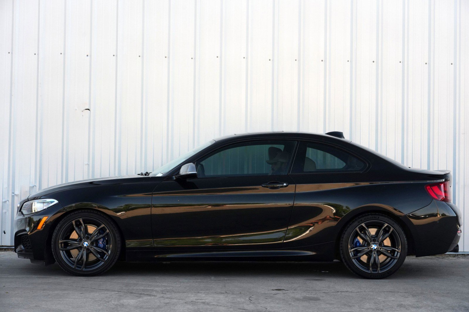 Used 2016 BMW M235i Coupe image 8