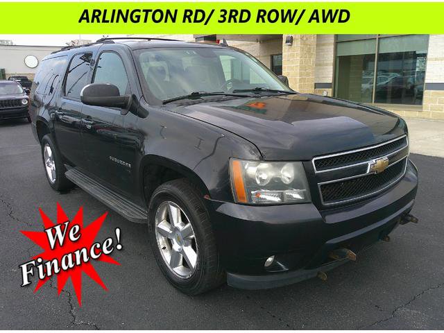 Used 2011 Chevrolet Suburban LT image 1