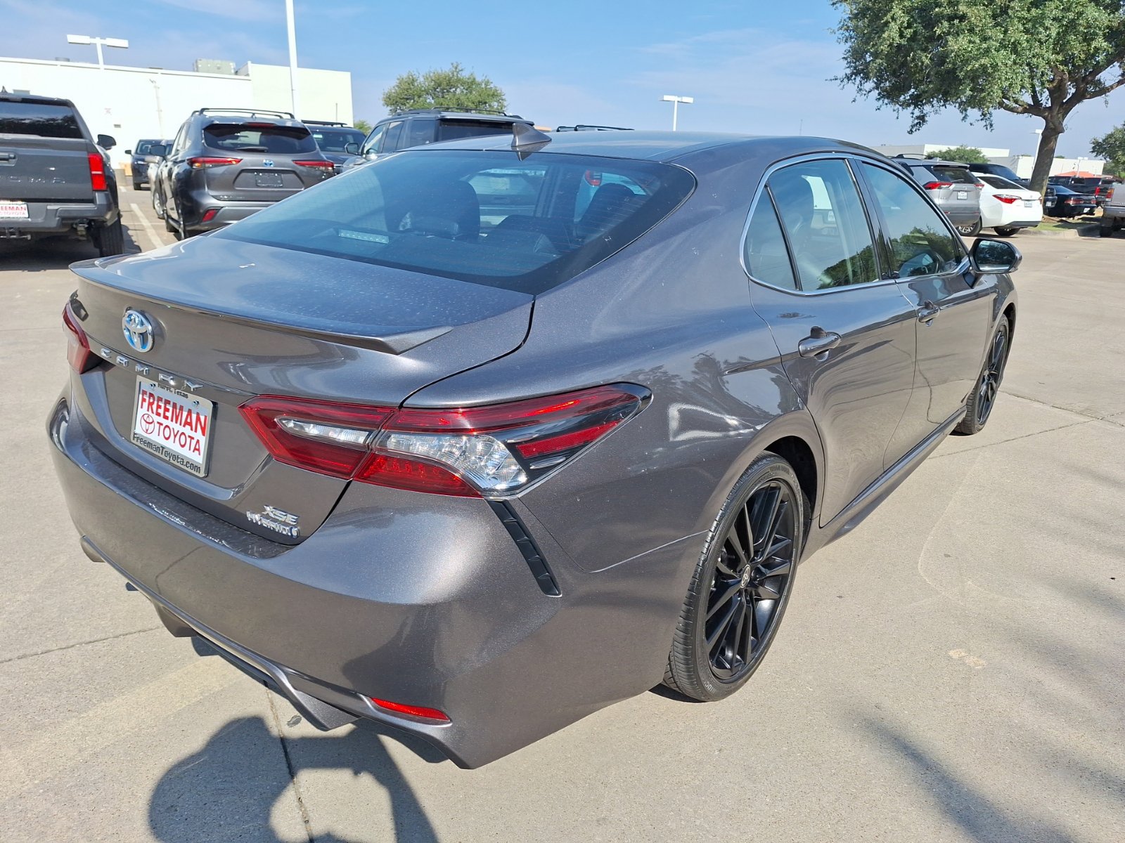 Used 2024 Toyota Camry XSE w/ Cold Weather Package FWD image 6