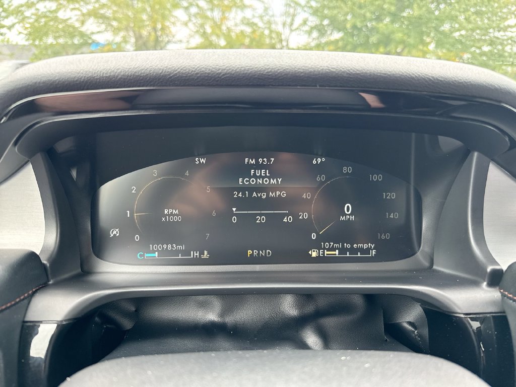 Used 2023 Lincoln Aviator AWD w/ Premium Package image 12