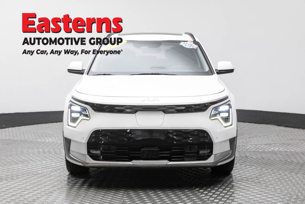 Used 2023 Kia Niro Wave image 2