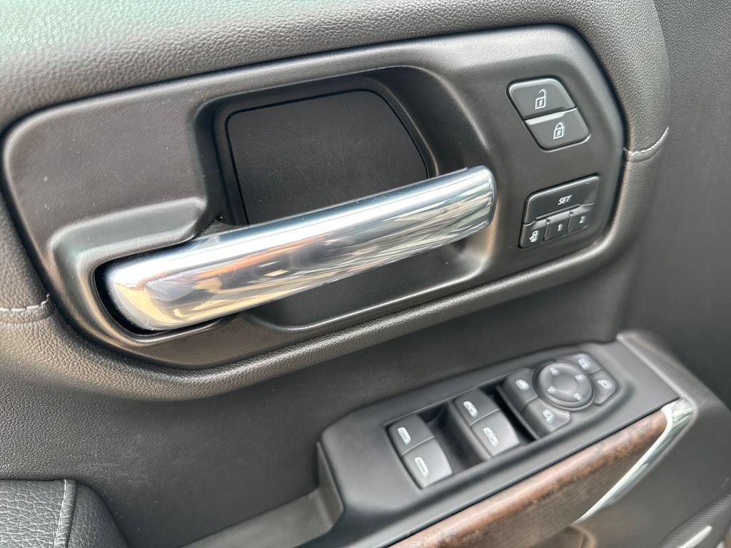 Certified 2022 GMC Sierra 1500 Denali w/ Denali Premium Package AWD/4WD image 22