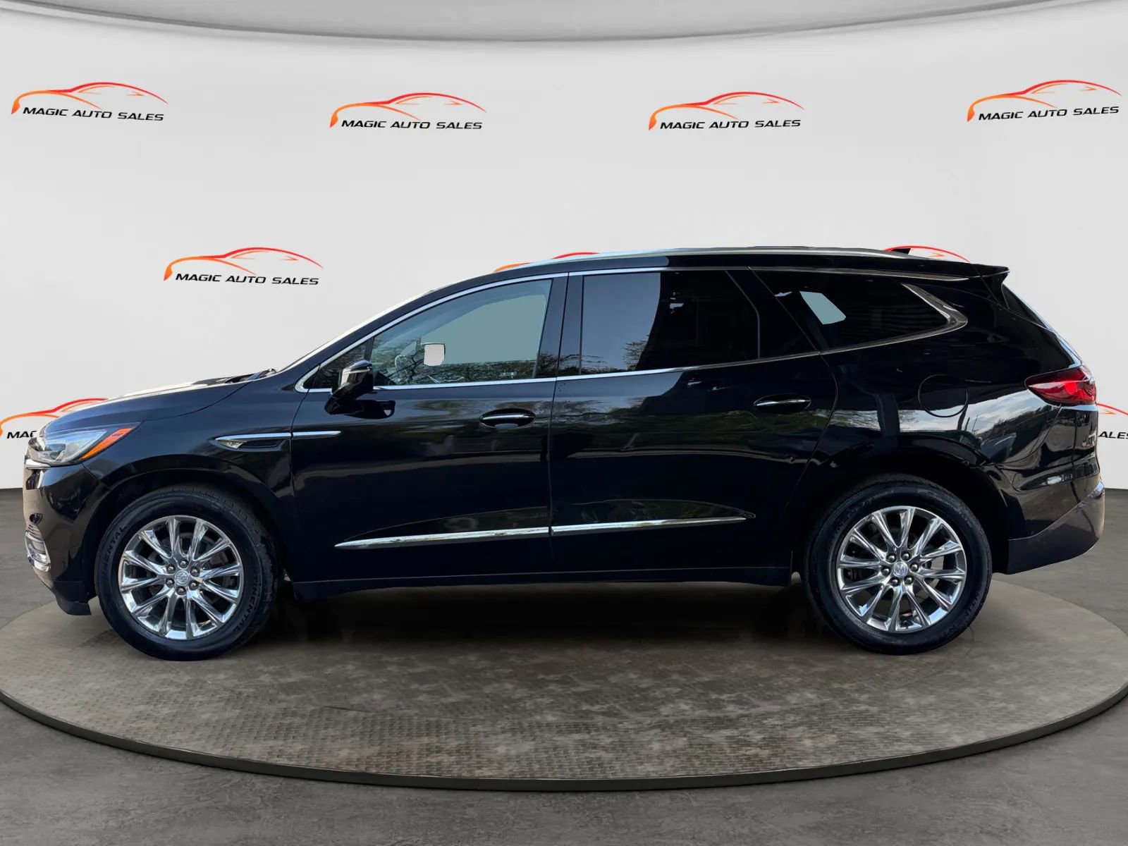 Used 2021 Buick Enclave Essence w/ Sound and Sites Package AWD/4WD image 7