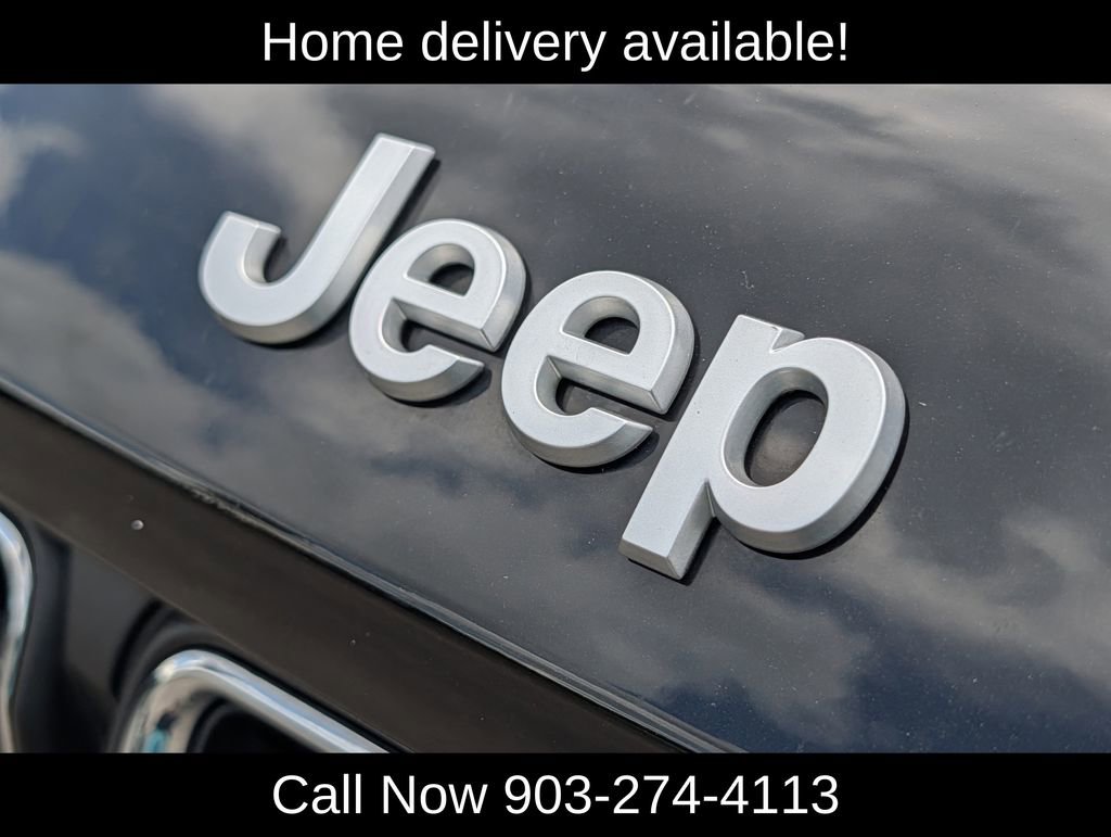 Used 2024 Jeep Grand Cherokee L Laredo RWD image 39
