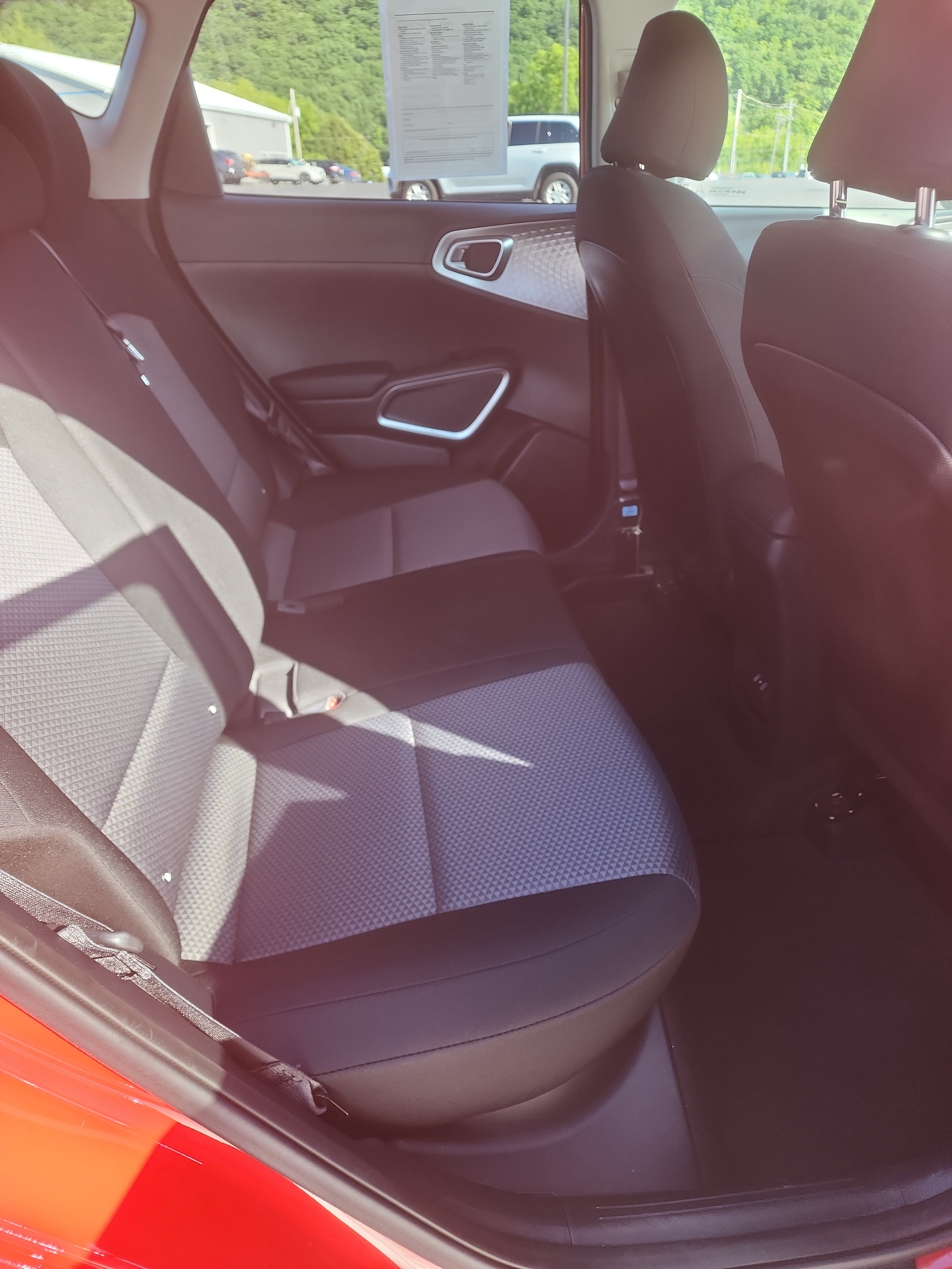 Used 2023 Kia Soul S FWD image 14