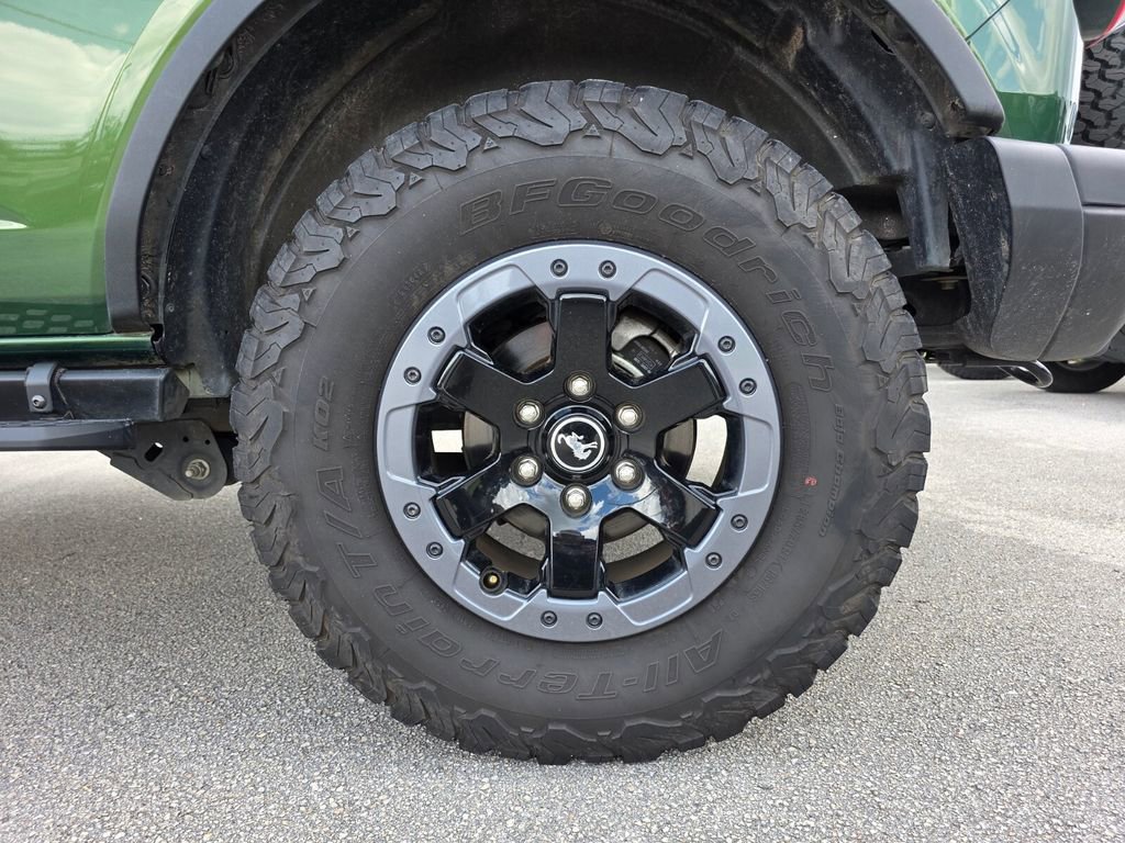 Used 2022 Ford Bronco Badlands image 16