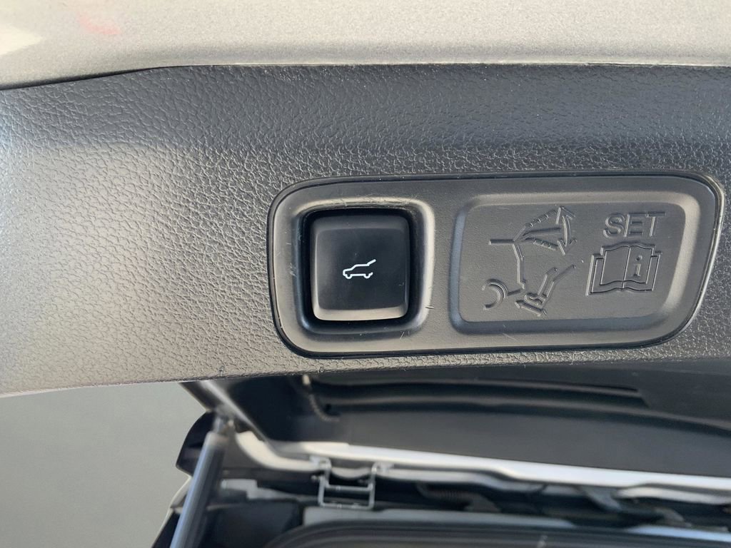 Used 2020 Ford Expedition Max Limited AWD/4WD image 24