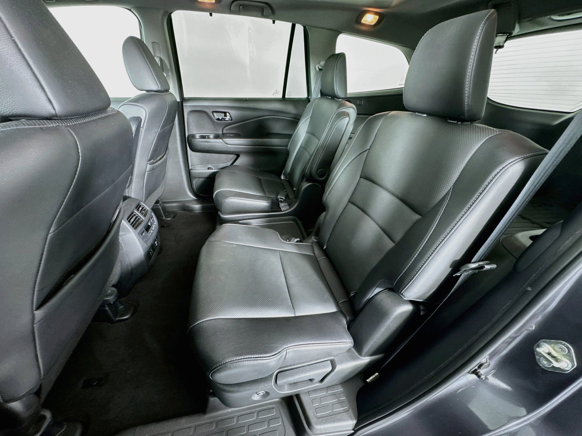 Certified 2019 Honda Pilot Elite image 25