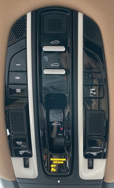 Used 2019 Porsche Panamera 4 image 23