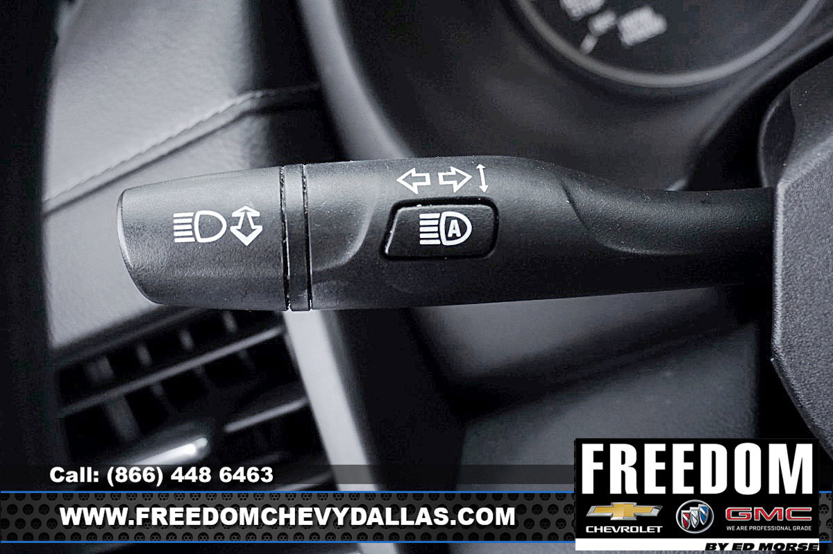 Used 2024 GMC Terrain SLE w/ Driver Convenience Package image 24