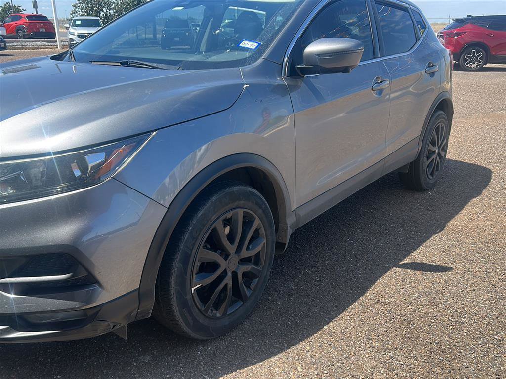 Used 2020 Nissan Rogue Sport SV w/ Technology Package image 11