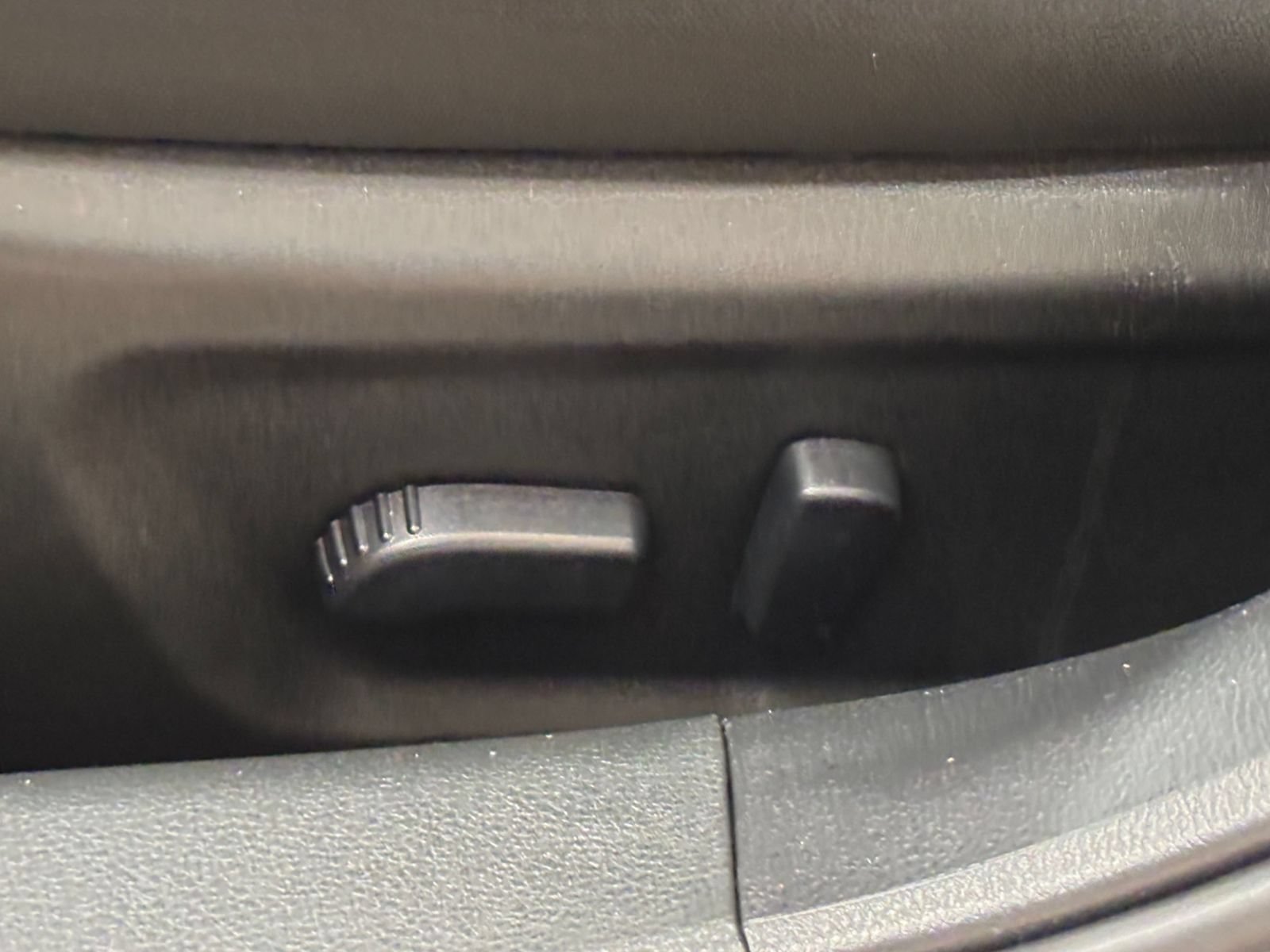 Used 2025 Nissan Altima 2.5 SV FWD image 21