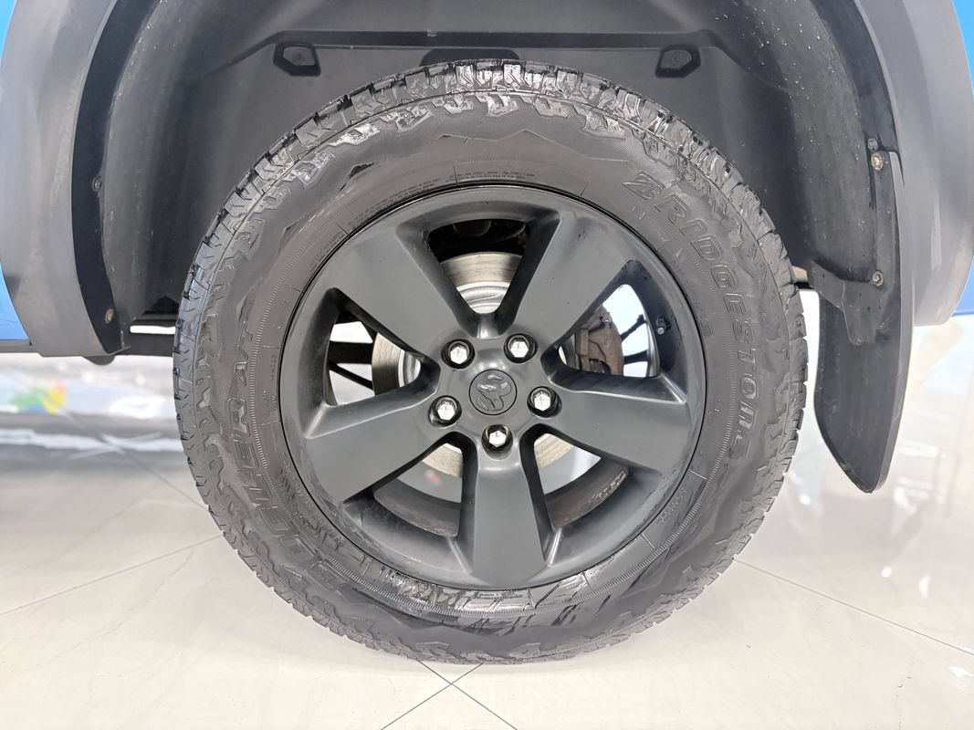 Used 2020 RAM 1500 Warlock AWD/4WD image 37