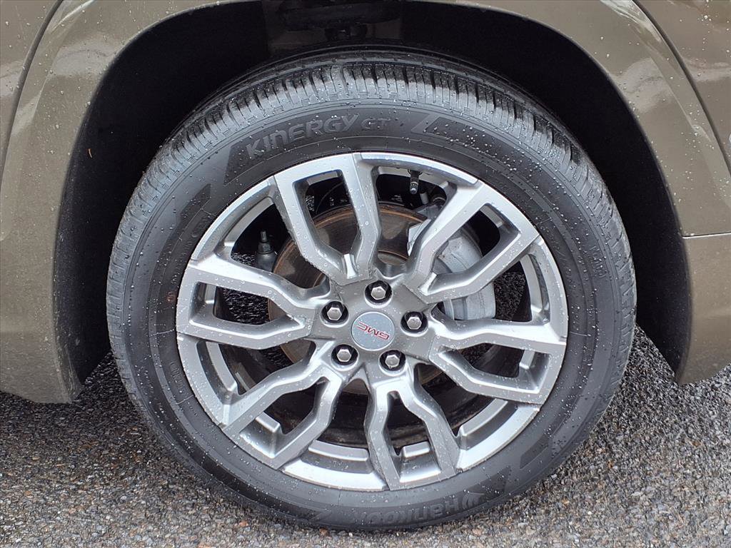 Certified 2024 GMC Terrain Denali w/ Denali Premium Package image 10