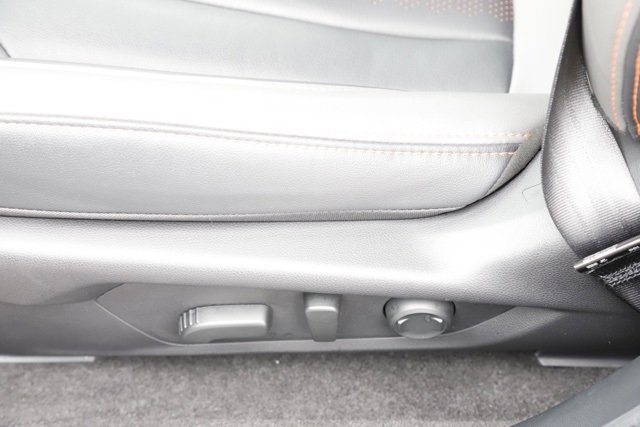 Certified 2025 Subaru Crosstrek 2.5i Limited image 14