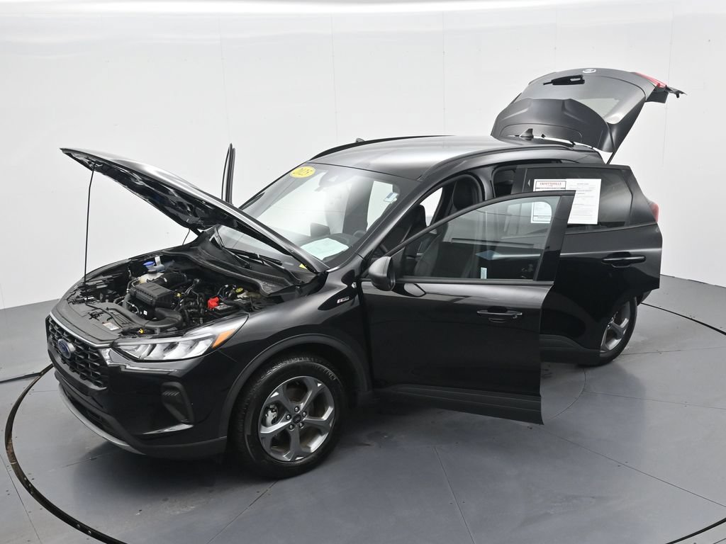 Used 2025 Ford Escape ST-Line AWD/4WD image 39