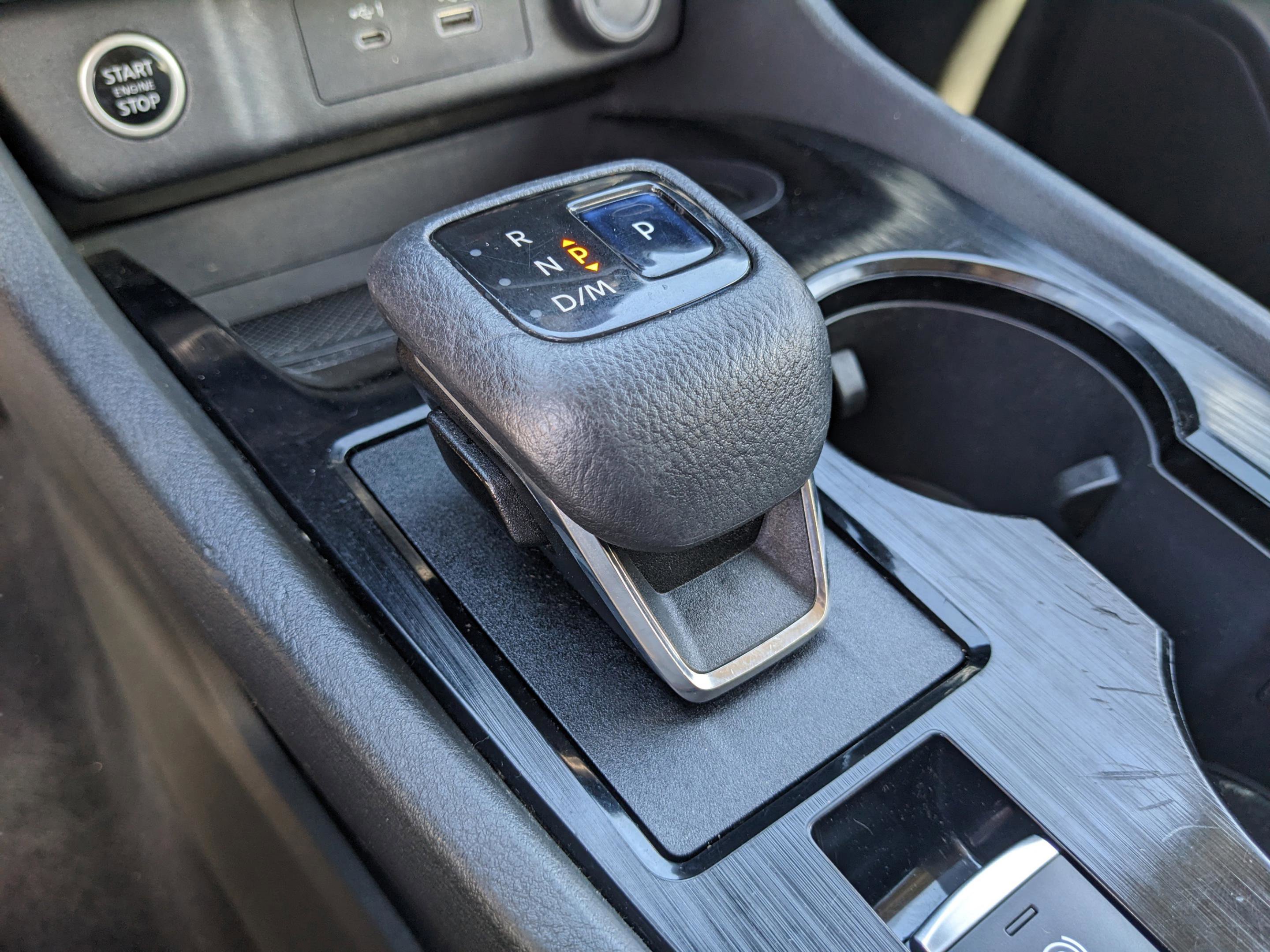 Used 2021 Nissan Rogue SV image 30