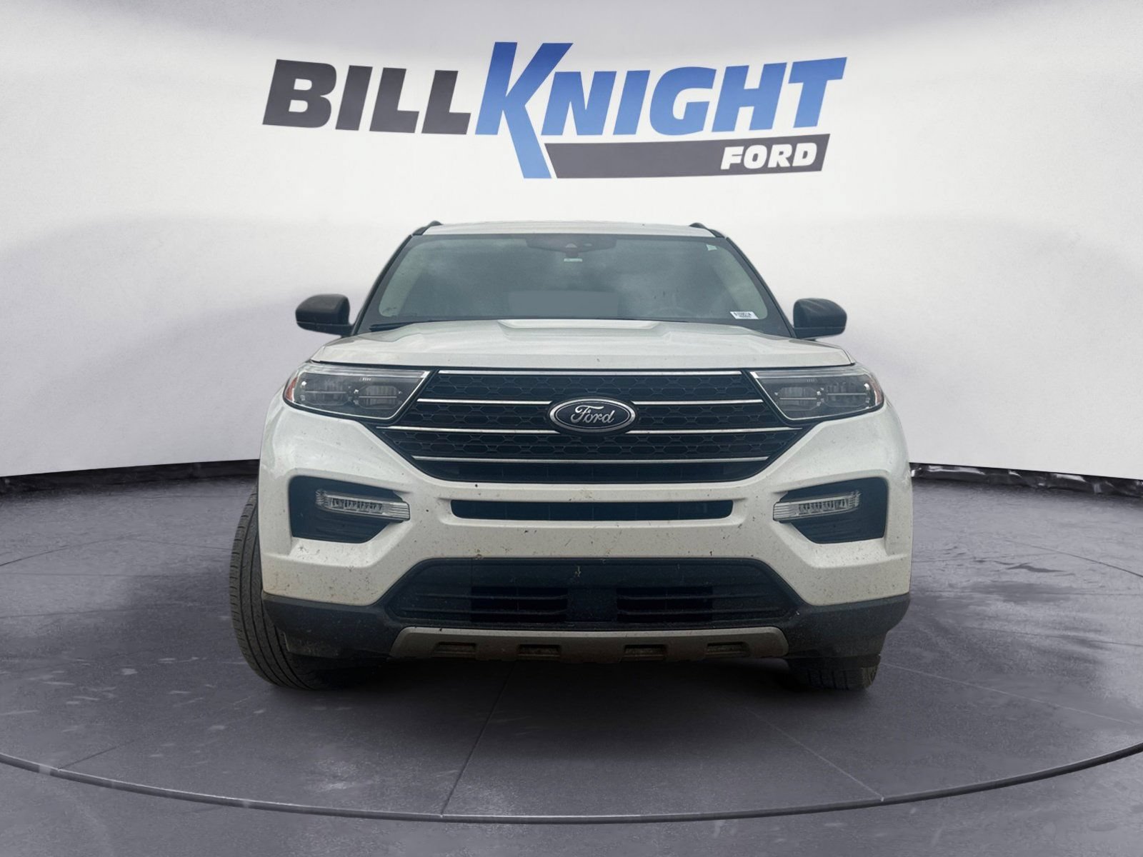 Used 2023 Ford Explorer XLT w/ Equipment Group 202A AWD/4WD image 8