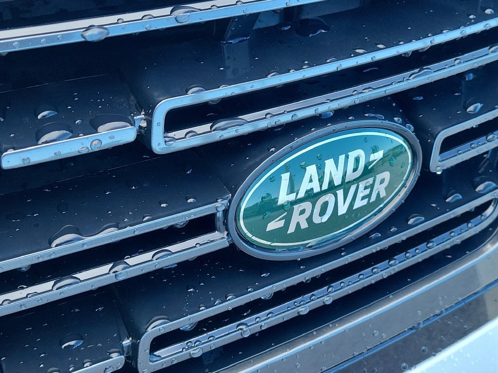 New 2026 Land Rover Range Rover Long Wheelbase SE AWD/4WD image 10