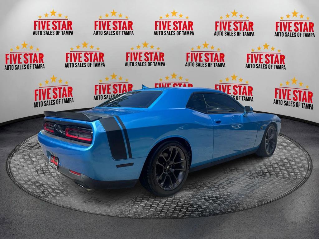 Used 2015 Dodge Challenger R/T Scat Pack w/ Leather Interior Group RWD image 7