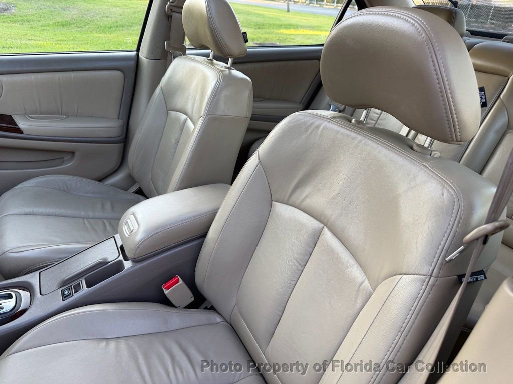 Used 2001 INFINITI I30 Sedan Touring image 8