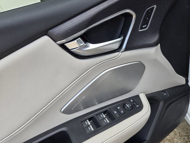 Used 2025 Acura RDX SH-AWD w/ Advance Package image 13