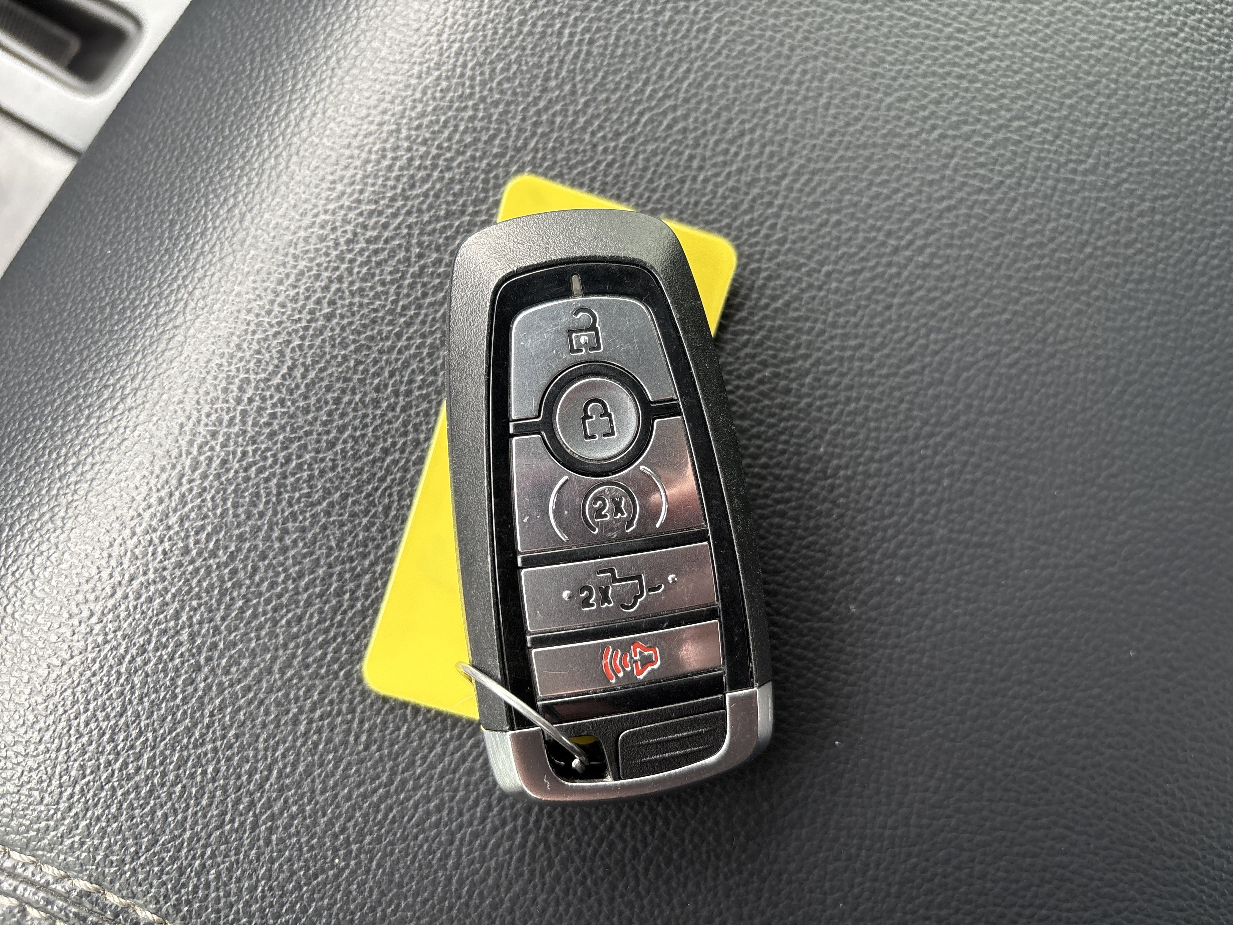 Used 2022 Ford F150 Lariat w/ Equipment Group 502A High image 29