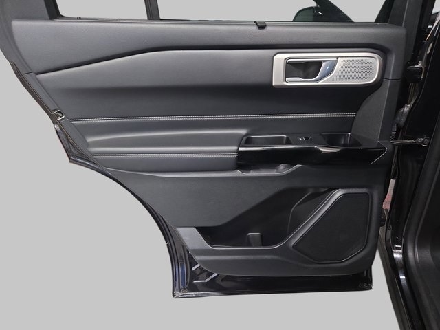 Used 2022 Ford Explorer ST w/ Equipment Group 401A image 18
