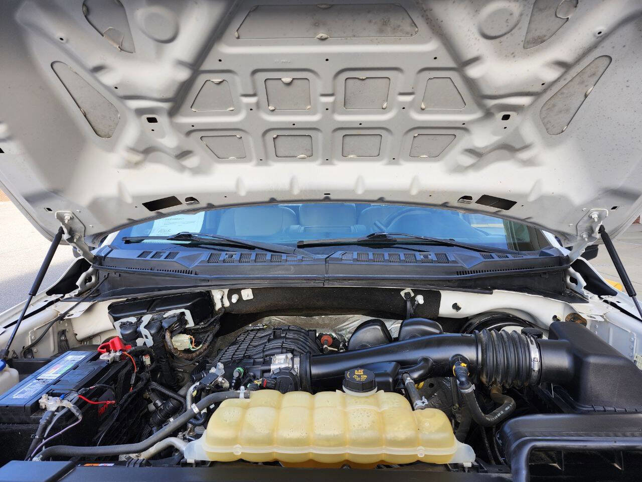 Used 2020 Ford F150 XL image 18