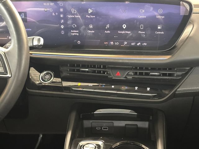 Used 2024 Buick Envision Avenir AWD/4WD image 4