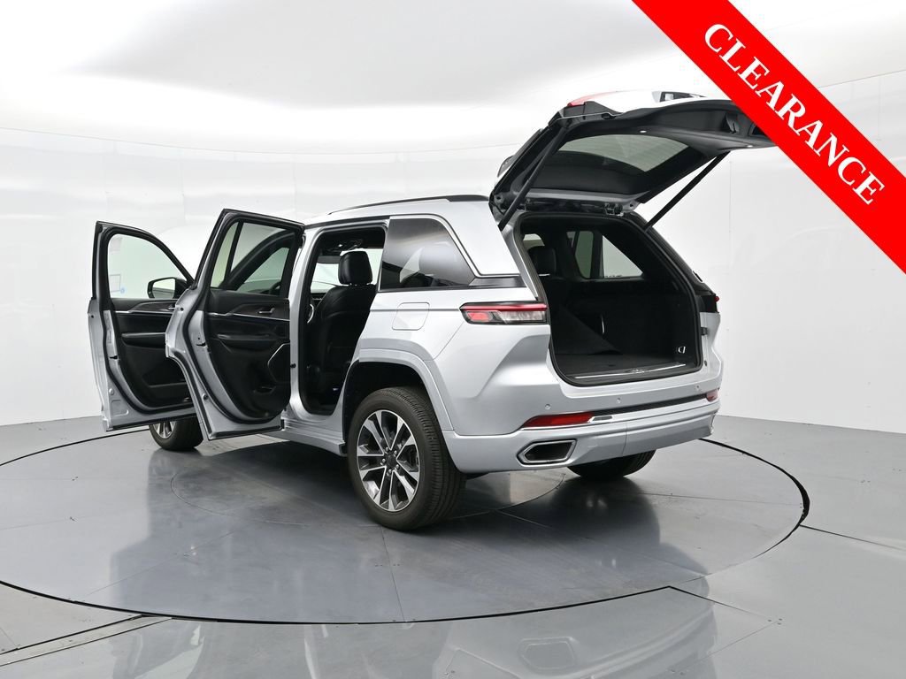 Used 2023 Jeep Grand Cherokee Overland image 37