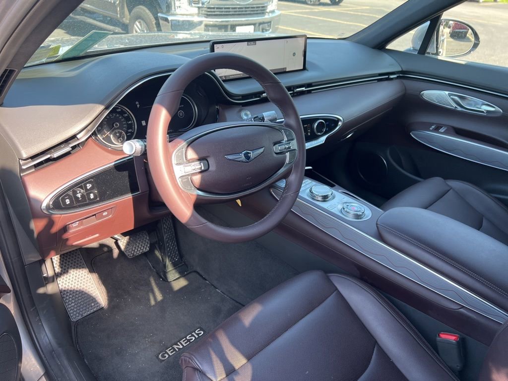 Used 2024 Genesis GV70 2.5T w/ Advanced Package AWD/4WD image 5