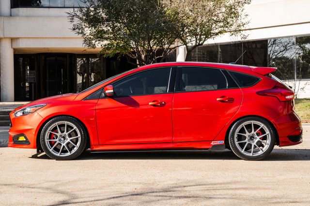 Used 2018 Ford Focus ST w/ Equipment Group 401A image 51