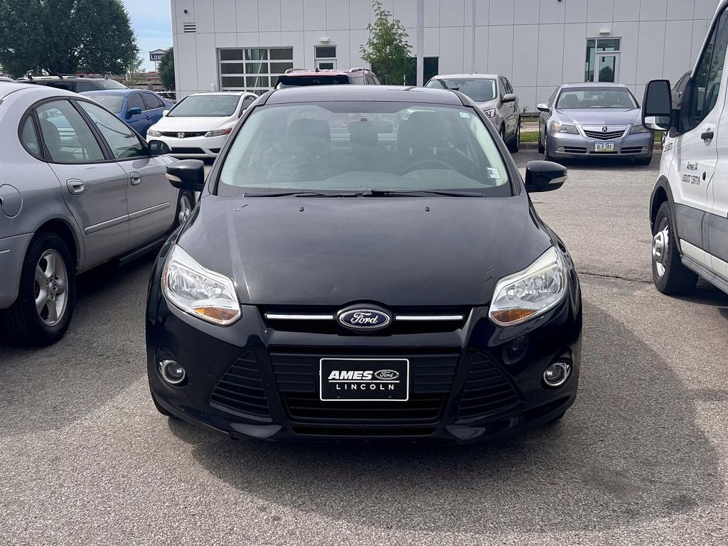 Used 2012 Ford Focus SE FWD image 2