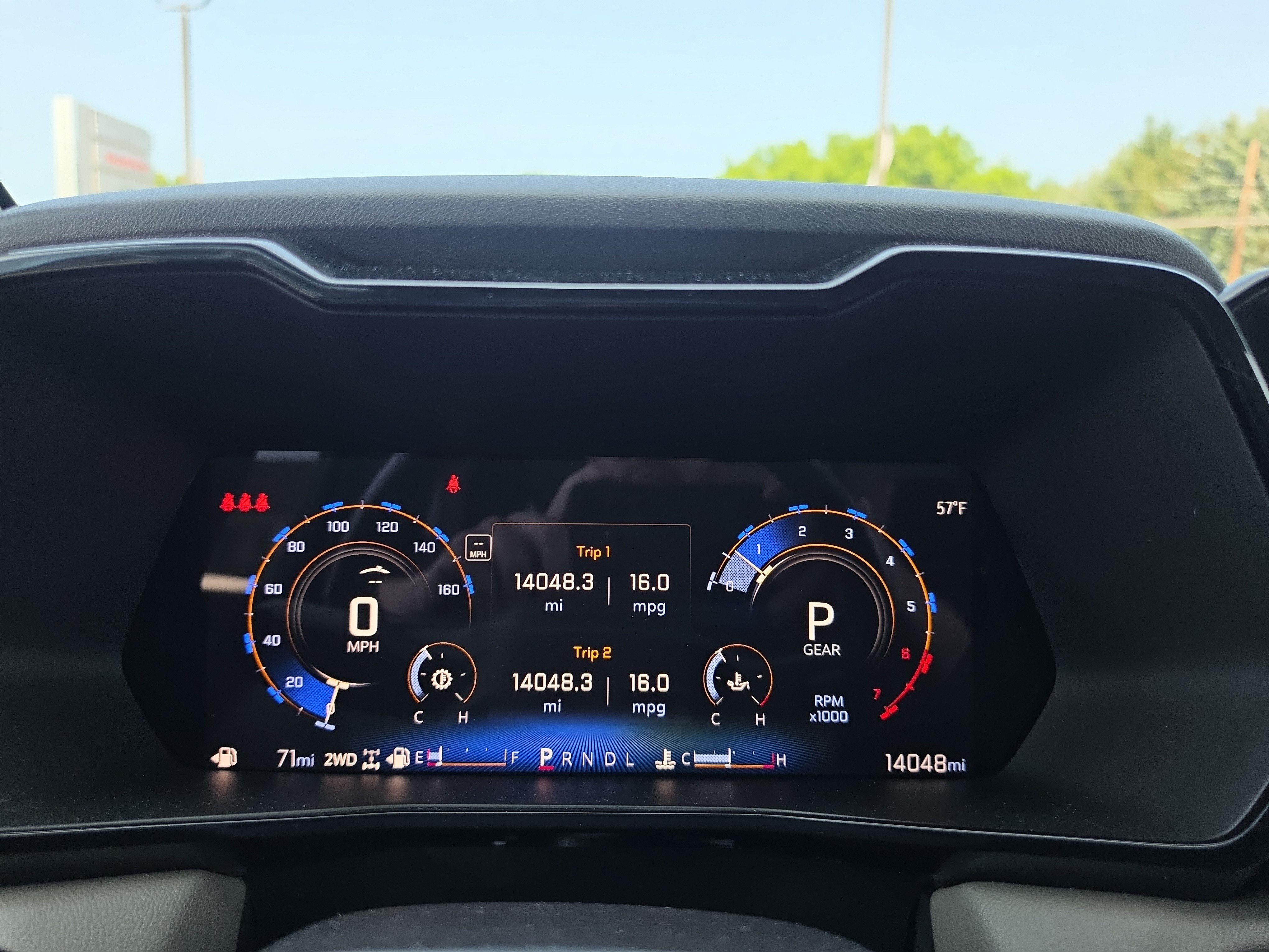 Used 2024 Chevrolet Colorado ZR2 w/ Technology Package AWD/4WD image 21