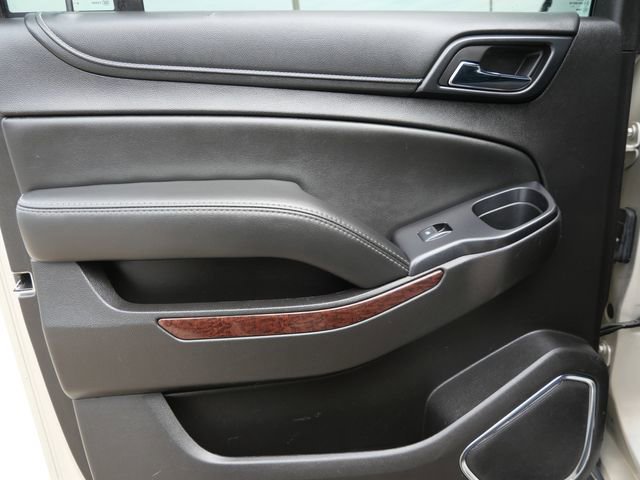 Used 2017 GMC Yukon XL SLT image 16