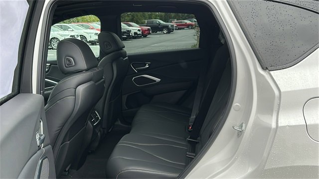 Used 2025 Acura RDX SH-AWD image 27