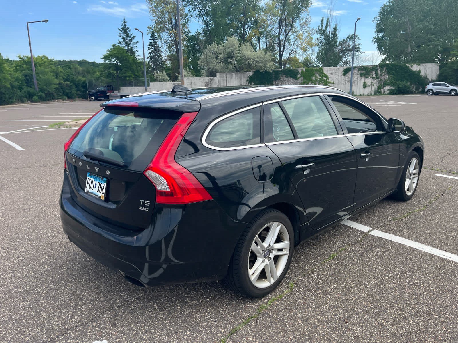 Used 2015 Volvo V60 T5 Premier Plus AWD/4WD image 5