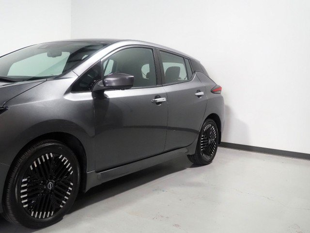 Used 2025 Nissan Leaf SV Plus FWD image 47
