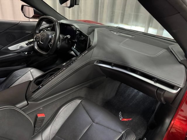 Used 2021 Chevrolet Corvette Stingray Convertible w/ Z51 Performance Package RWD image 10