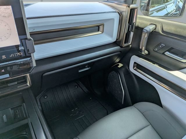 Certified 2025 GMC Hummer EV 2X AWD/4WD image 16
