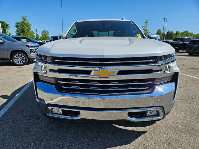 Used 2022 Chevrolet Silverado 1500 LTZ w/ LTZ Premium Package AWD/4WD image 2