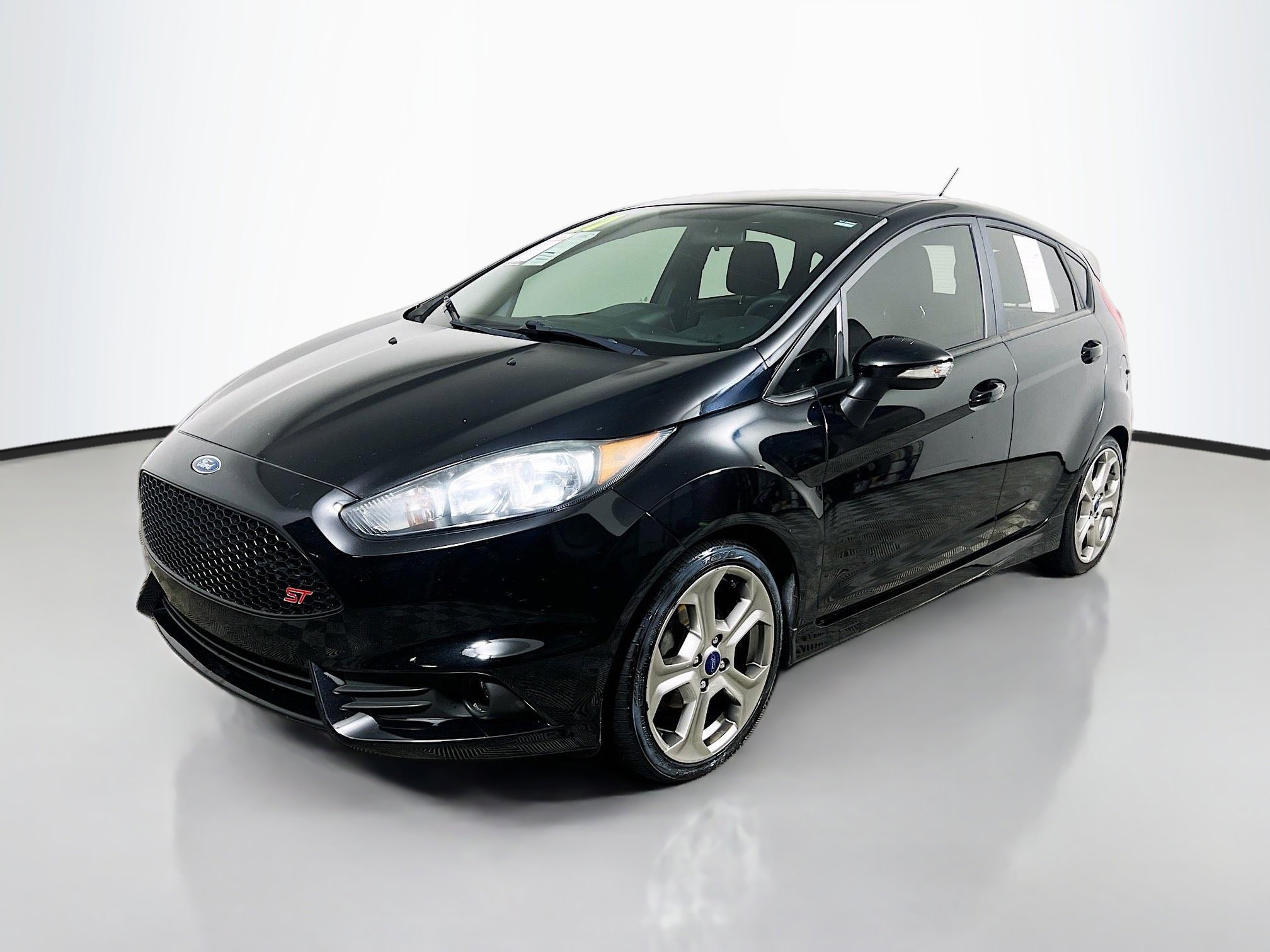 Used 2017 Ford Fiesta ST FWD image 10