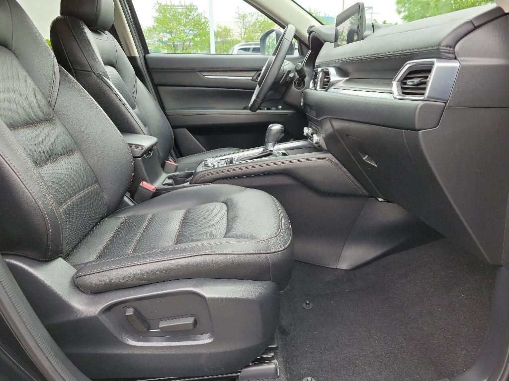 Used 2023 MAZDA CX-5 AWD 2.5 S w/ Premium Package image 16