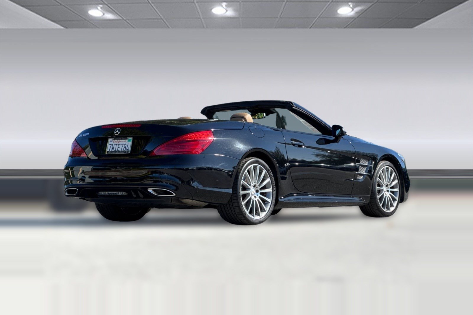 Certified 2017 Mercedes-Benz SL 550 image 9