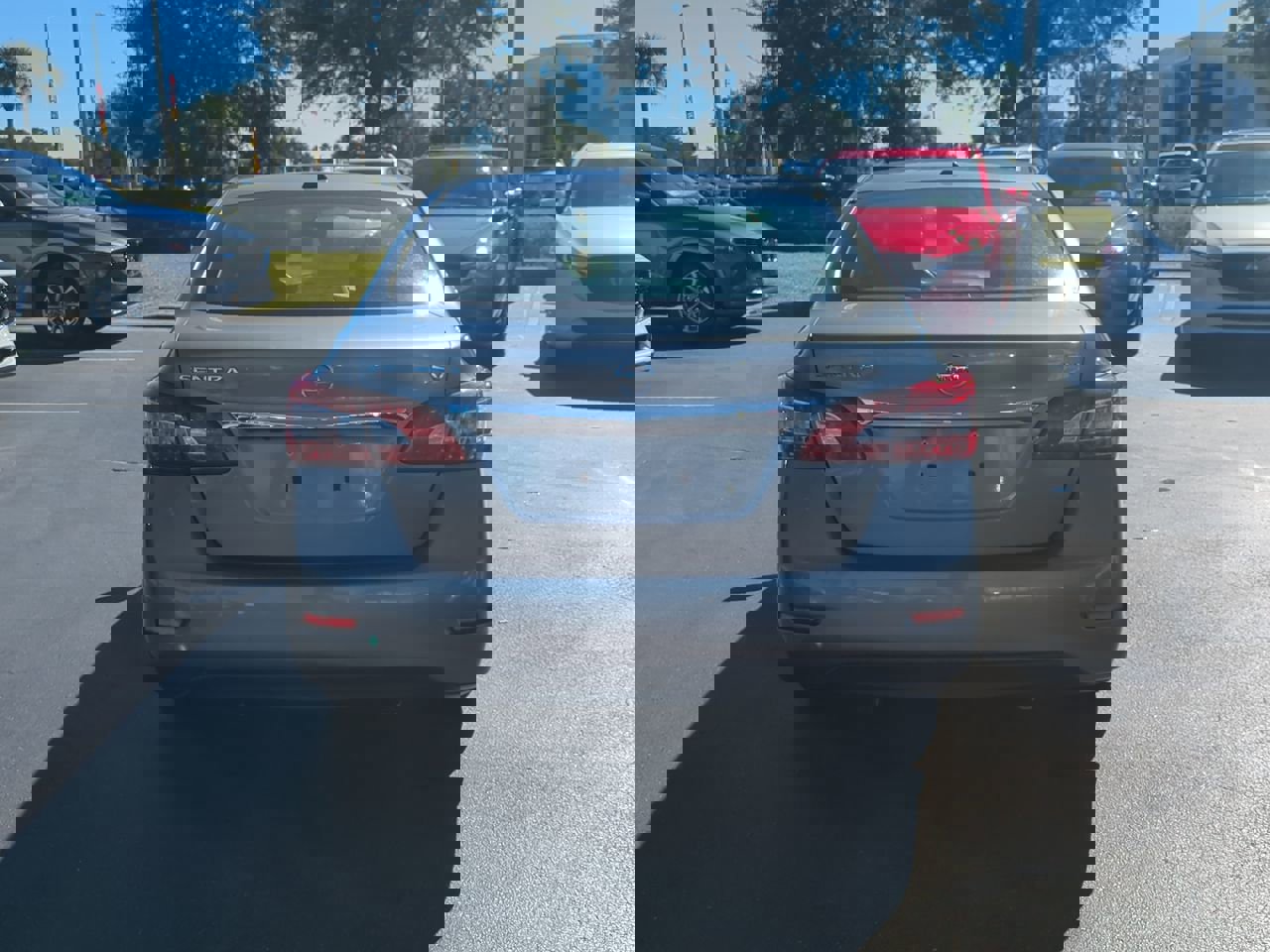 Used 2015 Nissan Sentra SV image 5