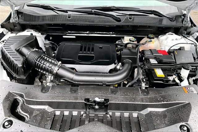 Used 2025 Chevrolet Blazer LT FWD image 10